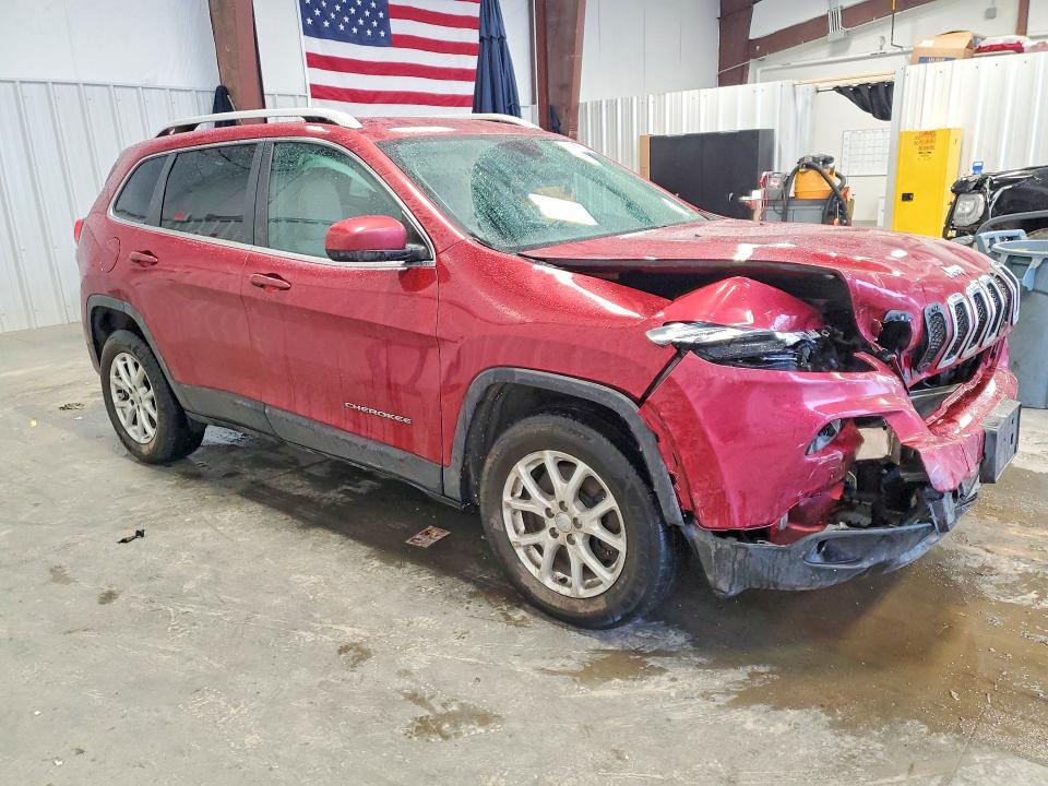 46289456 :رقم المزاد ، 1C4PJMCS7HW504442 vin ، 2017 Jeep Cherokee مزاد بيع