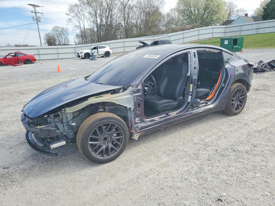 2025 Tesla Model 3 მანქანა იყიდება აუქციონზე, vin: 5YJ3E1EA9SF979561, აუქციონის ნომერი: 41955326