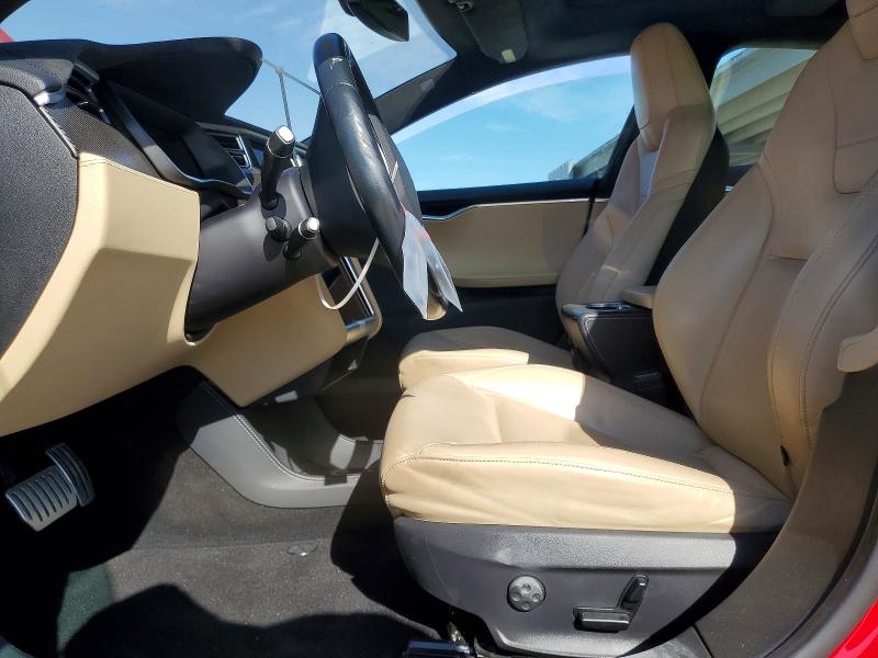 Продажа на аукционе авто 2015 Tesla Model S, vin: 5YJSA1H49FF084378, номер лота: 47275996