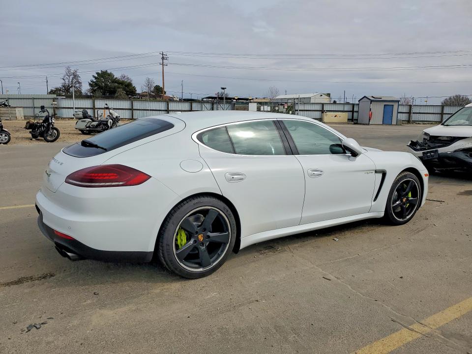 45654546 :رقم المزاد ، WP0AD2A75GL041314 vin ، 2016 Porsche Panamera مزاد بيع
