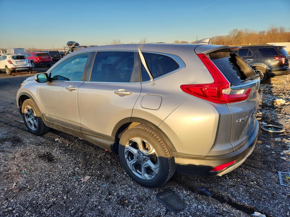 46819926 :رقم المزاد ، 2HKRW2H89JH690332 vin ، 2018 Honda Cr-v مزاد بيع