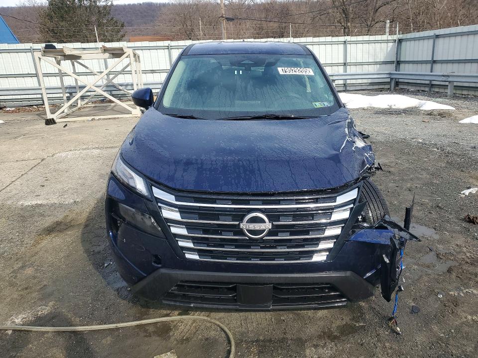 79529205 :رقم المزاد ، 5N1BT3BB3TC704868 vin ، 2026 Nissan Rogue مزاد بيع
