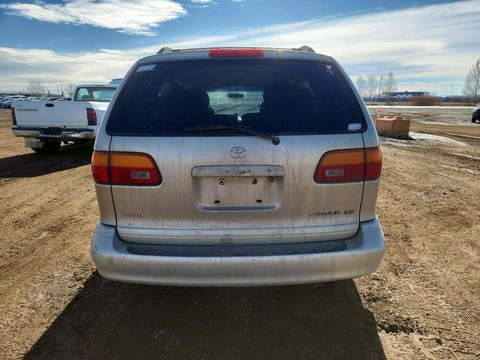 Продаж на аукціоні авто 2000 Toyota Sienna, vin: 4T3ZF13C4YU268364, номер лоту: 46239786
