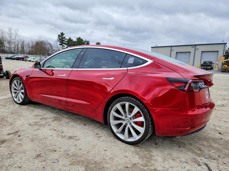 46298676 :رقم المزاد ، 5YJ3E1EB9JF074745 vin ، 2018 Tesla Model 3 مزاد بيع