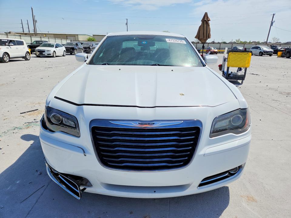 47226726 :رقم المزاد ، 2C3CCABG2EH222051 vin ، 2014 Chrysler 300 مزاد بيع