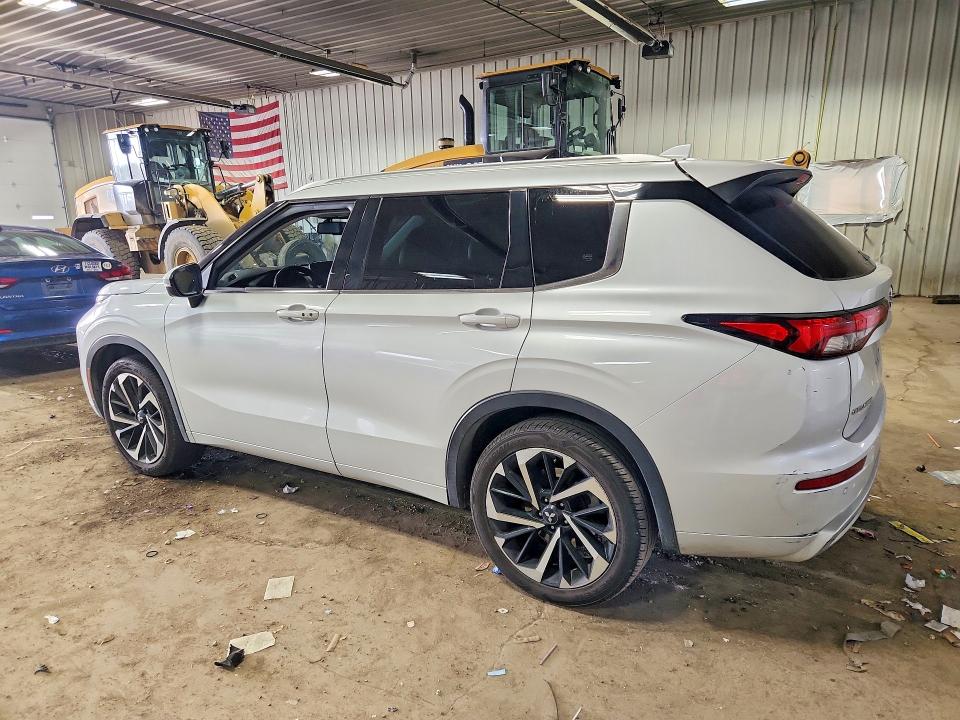 Продажа на аукционе авто 2022 Mitsubishi Outlander, vin: JA4J4VA82NZ070932, номер лота: 46167086