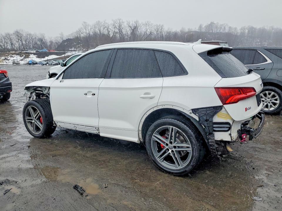 Продаж на аукціоні авто 2018 Audi Sq5, vin: WA1A4AFY1J2202714, номер лоту: 79413335