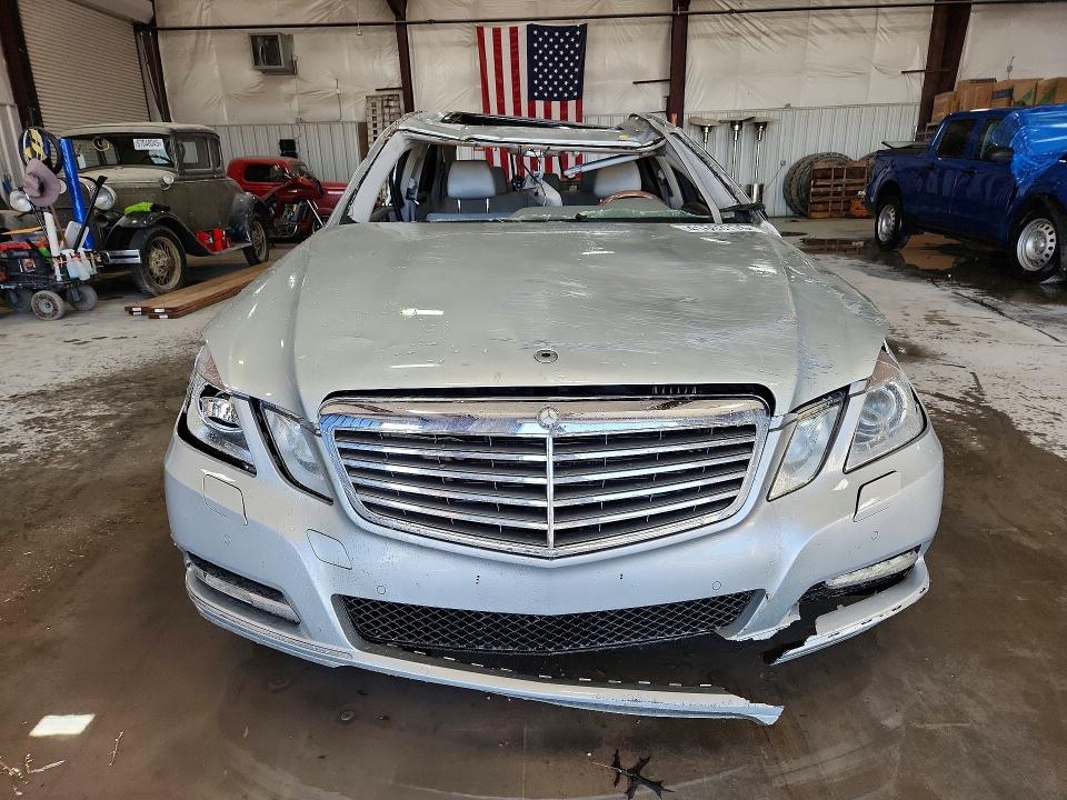 Продажа на аукционе авто 2011 Mercedes-benz E, vin: WDDHF7CB3BA421818, номер лота: 41603776