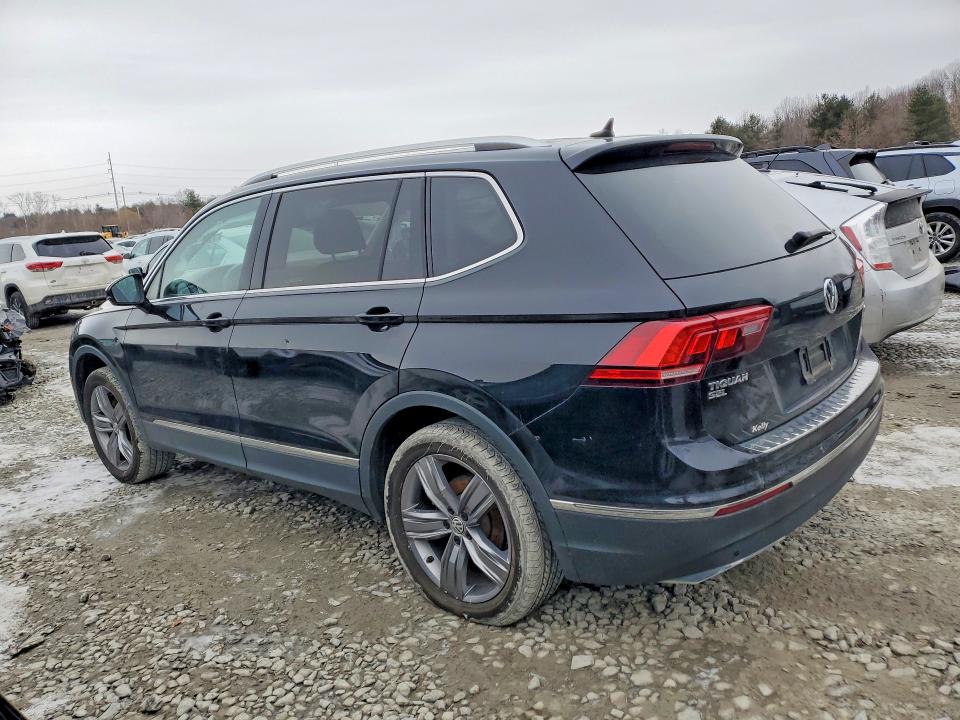 72835045 :رقم المزاد ، 3VV2B7AXXLM181795 vin ، 2020 Volkswagen Tiguan مزاد بيع