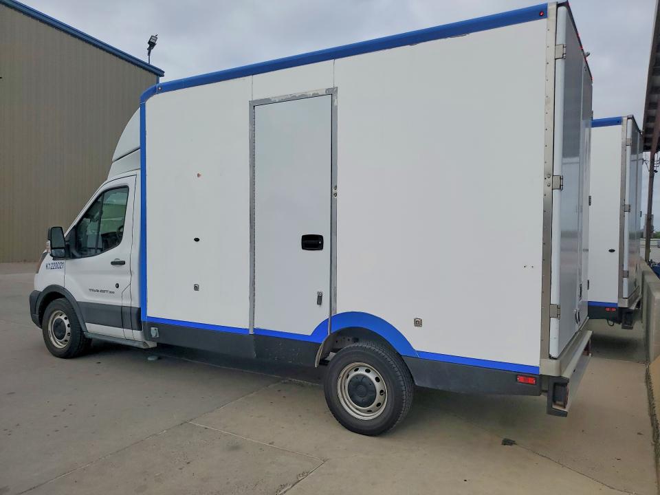 2021 Ford Transit მანქანა იყიდება აუქციონზე, vin: 1FDBW5Z80MKA96389, აუქციონის ნომერი: 46996656