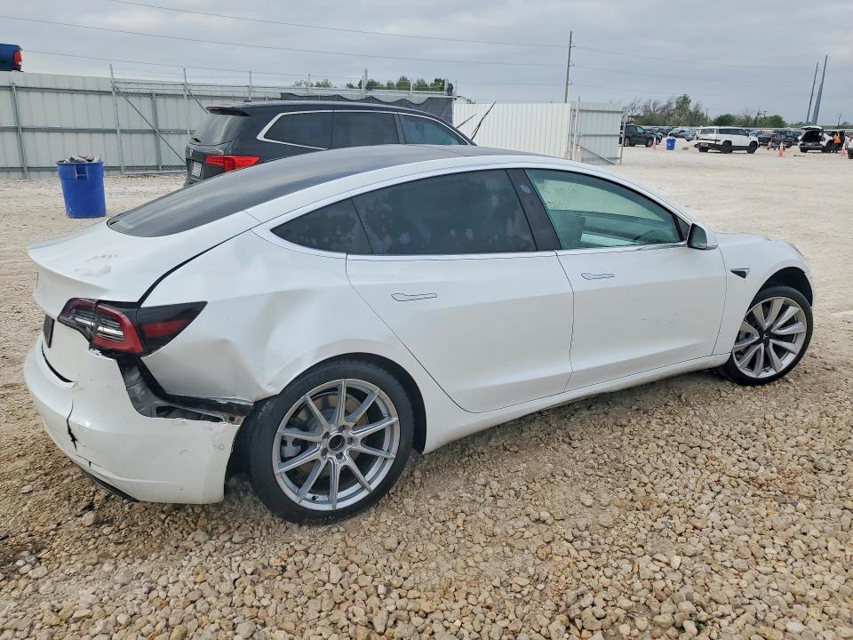 47253876 :رقم المزاد ، 5YJ3E1EA0KF417967 vin ، 2019 Tesla Model 3 مزاد بيع