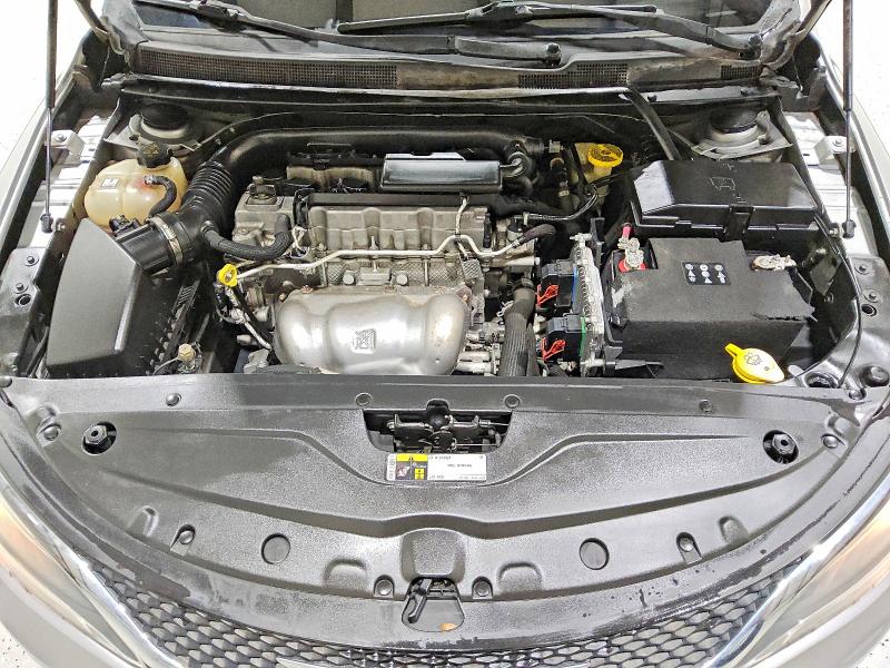 47009466 :رقم المزاد ، 1C3CCCFB8GN191487 vin ، 2016 Chrysler 200 مزاد بيع