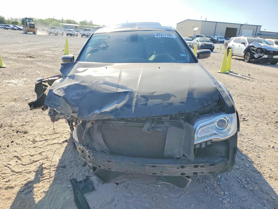 47317196 :رقم المزاد ، 2C3CCAAG9LH121989 vin ، 2020 Chrysler 300 مزاد بيع