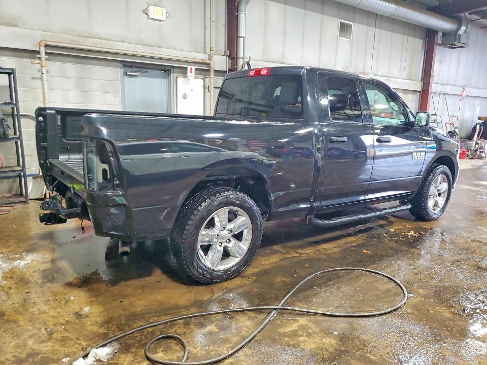 Продажа на аукционе авто 2018 Ram 1500, vin: 1C6RR7FG1JS348705, номер лота: 52919906