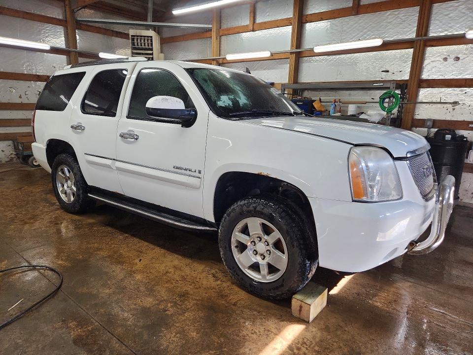 Продажа на аукционе авто 2008 Gmc Yukon, vin: 1GKFK63808J107696, номер лота: 46843106