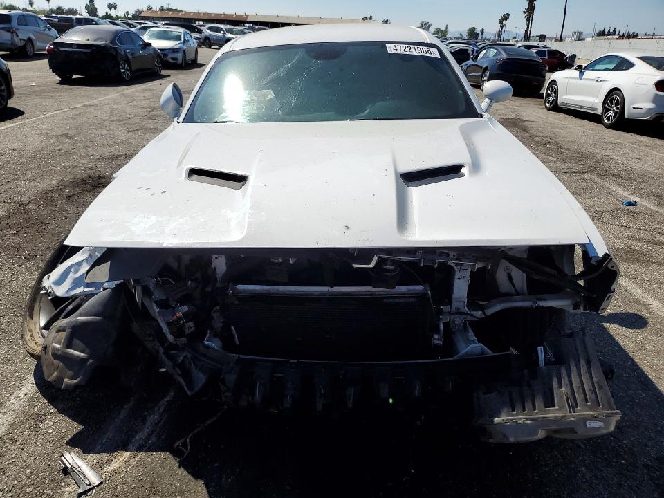 47221966 :رقم المزاد ، 2C3CDZAGXJH153214 vin ، 2018 Dodge Challenger مزاد بيع