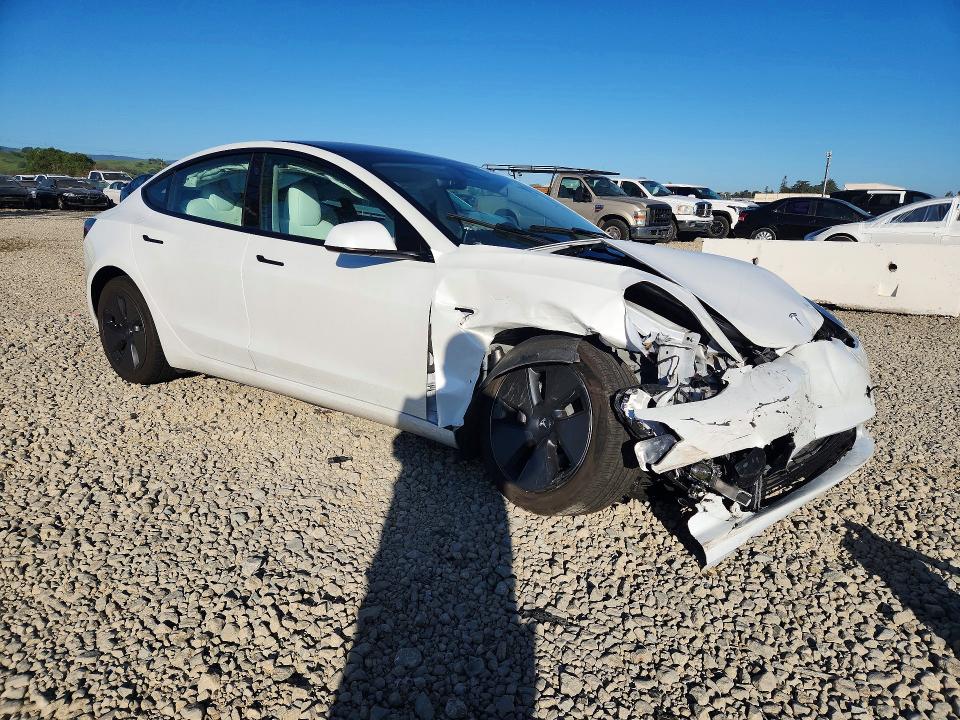 Продажа на аукционе авто 2023 Tesla Model 3, vin: 5YJ3E1EA7PF581305, номер лота: 45601686