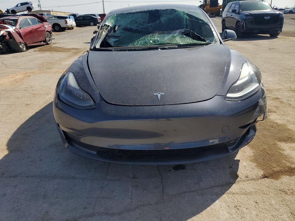 2021 Tesla Model 3 მანქანა იყიდება აუქციონზე, vin: 5YJ3E1EB2MF979686, აუქციონის ნომერი: 42079466