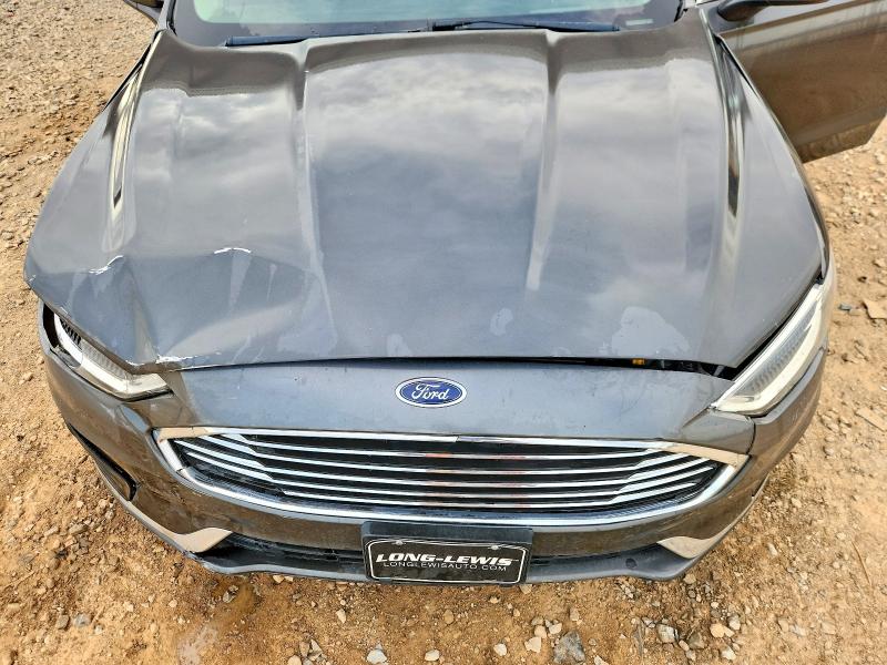 47239766 :رقم المزاد ، 3FA6P0MU1KR253971 vin ، 2019 Ford Fusion مزاد بيع