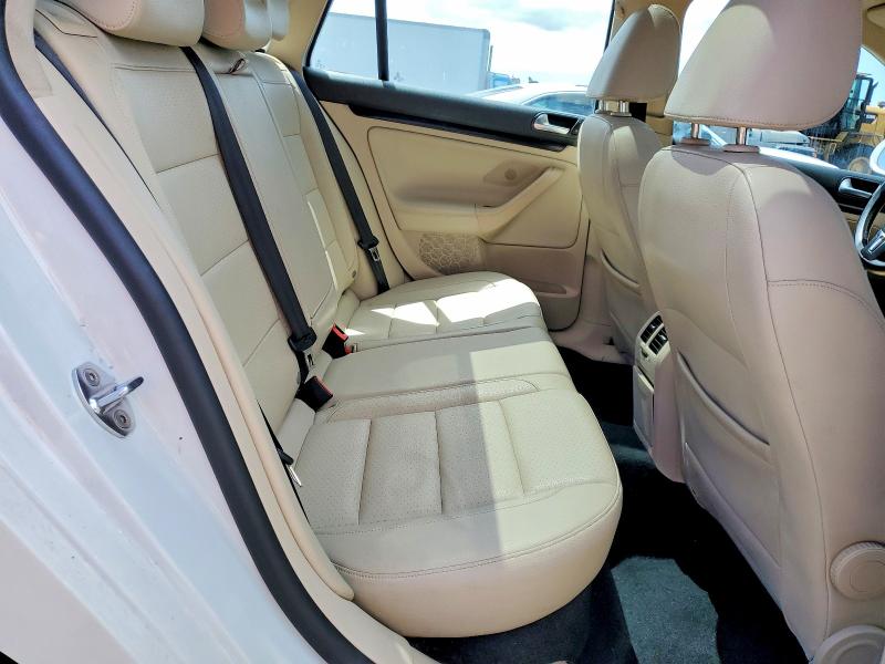 47572536 :رقم المزاد ، 3VWPL7AJ7EM610257 vin ، 2014 Volkswagen Jetta مزاد بيع