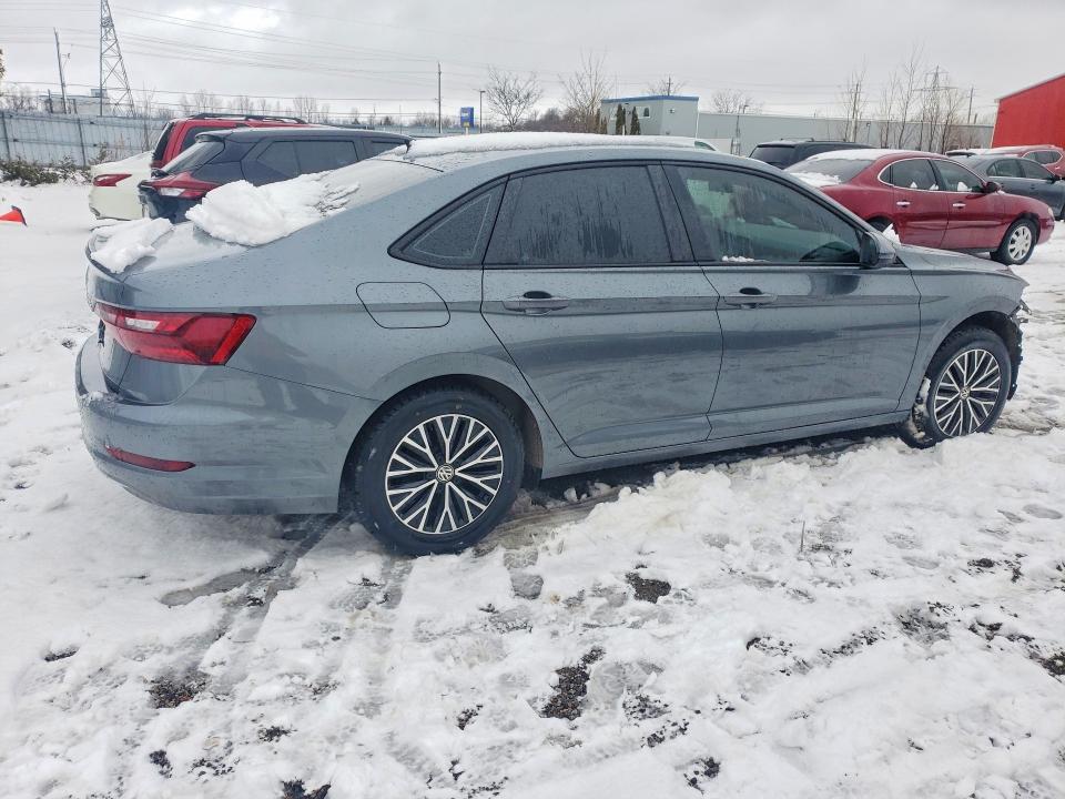45740606 :رقم المزاد ، 3VWC57BU5MM010563 vin ، 2021 Volkswagen Jetta مزاد بيع
