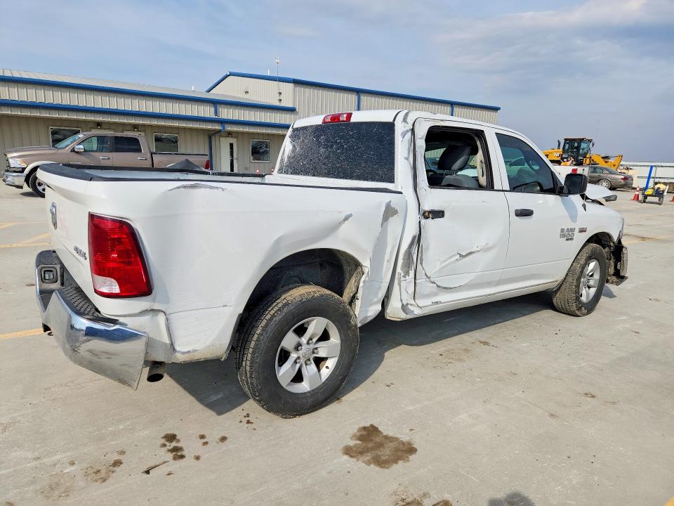 47570586 :رقم المزاد ، 1C6RR7KT8KS677485 vin ، 2019 Ram 1500 Classic مزاد بيع