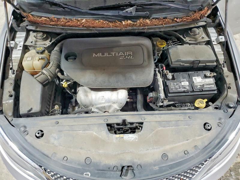 Продаж на аукціоні авто 2015 Chrysler 200, vin: 1C3CCCAB6FN575533, номер лоту: 79161535