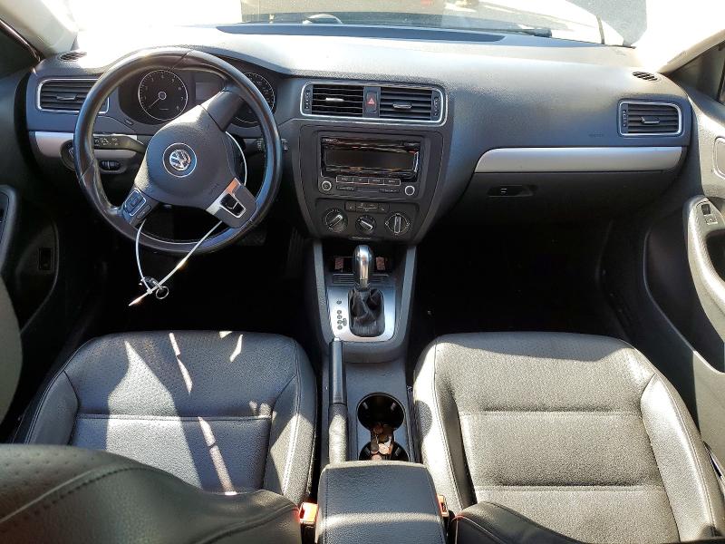 45518876 :رقم المزاد ، 3VWD17AJ7EM425232 vin ، 2014 Volkswagen Jetta مزاد بيع