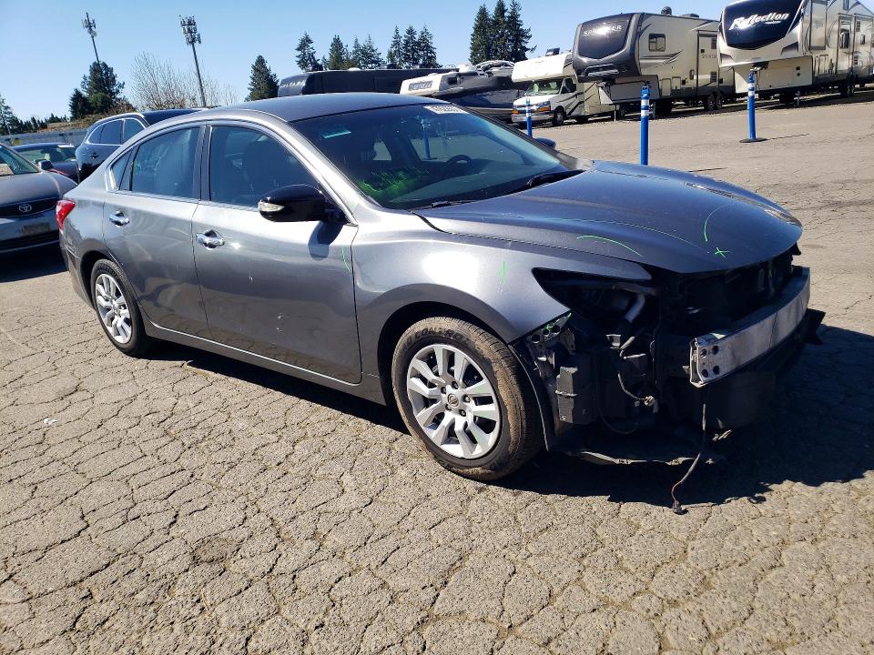2016 Nissan Altima მანქანა იყიდება აუქციონზე, vin: 1N4AL3AP5GC226901, აუქციონის ნომერი: 47622606