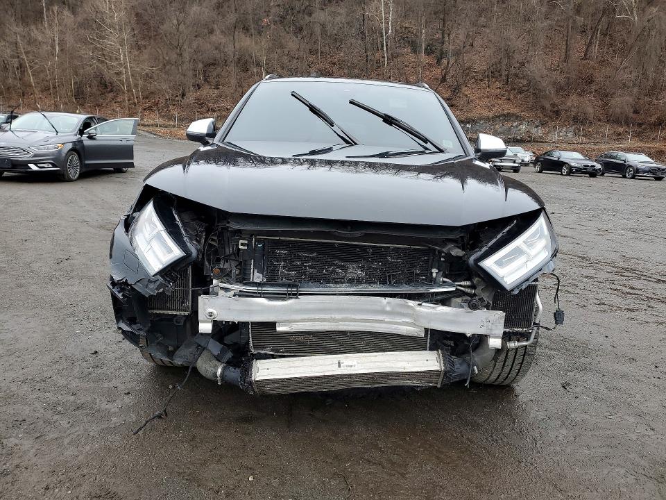 2018 Audi Sq5 მანქანა იყიდება აუქციონზე, vin: WA1C4AFY3J2041503, აუქციონის ნომერი: 45632596