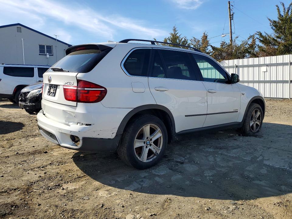 46903716 :رقم المزاد ، 5UXZW0C53D0B95158 vin ، 2013 Bmw X5 مزاد بيع