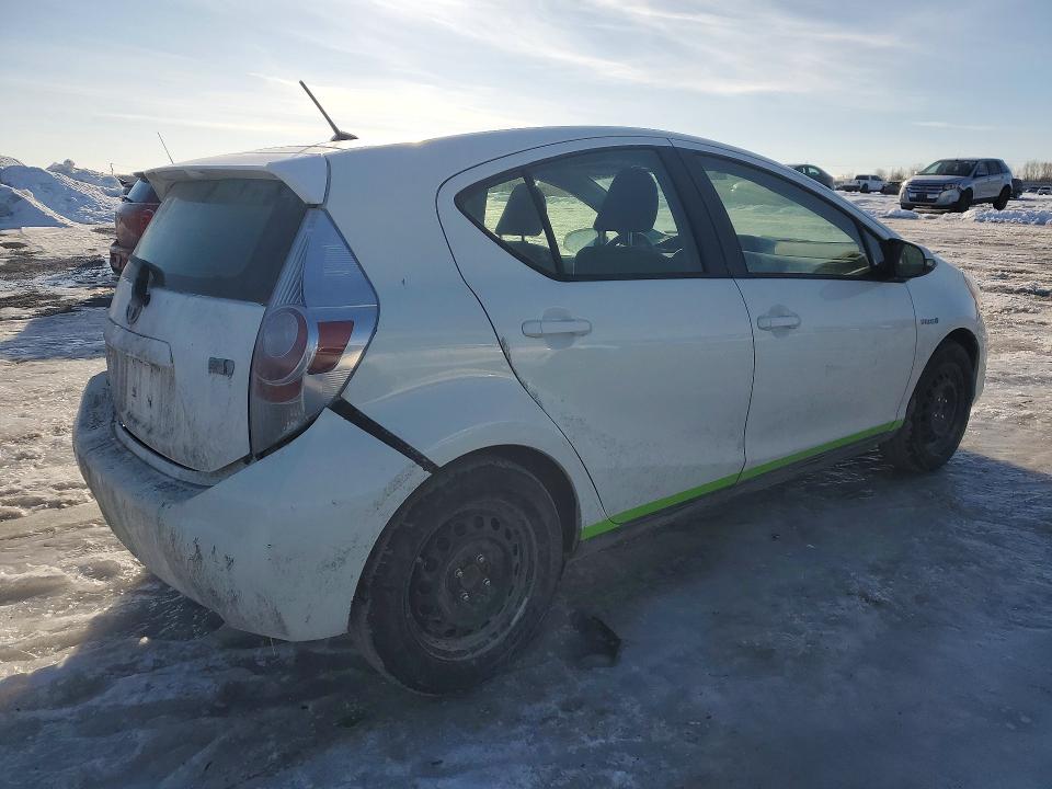 2014 Toyota Prius C მანქანა იყიდება აუქციონზე, vin: JTDKDTB34E1564645, აუქციონის ნომერი: 79731025