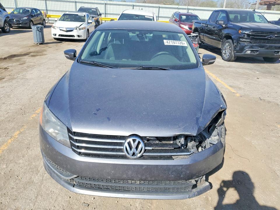 Продажа на аукционе авто 2015 Volkswagen Passat, vin: 1VWAT7A36FC042111, номер лота: 47197726