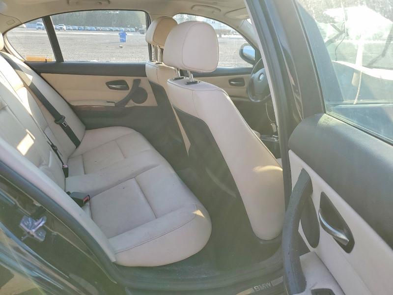 79805585 :رقم المزاد ، WBAPH7C55BE851513 vin ، 2011 Bmw 328 مزاد بيع
