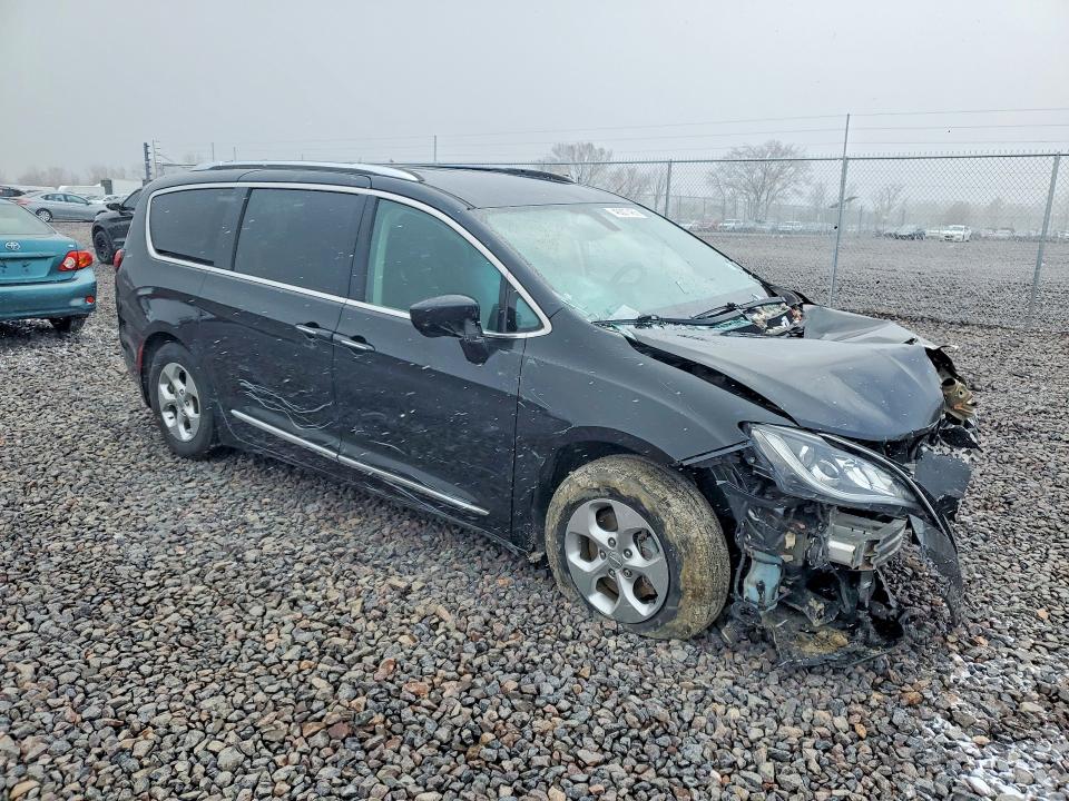 2017 Chrysler Pacifica მანქანა იყიდება აუქციონზე, vin: 2C4RC1EG0HR735010, აუქციონის ნომერი: 46307486