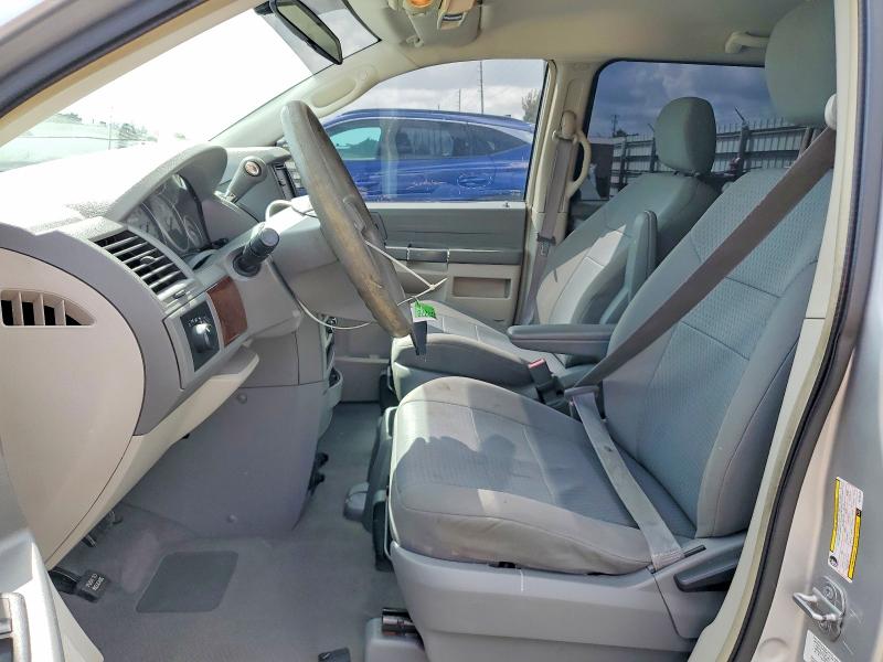 Продажа на аукционе авто 2010 Chrysler Town & Country, vin: 2A4RR4DE1AR166135, номер лота: 45644066
