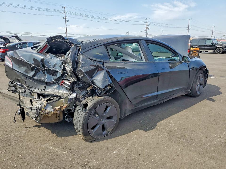 79940805 :رقم المزاد ، 5YJ3E1EAXPF663884 vin ، 2023 Tesla Model 3 مزاد بيع