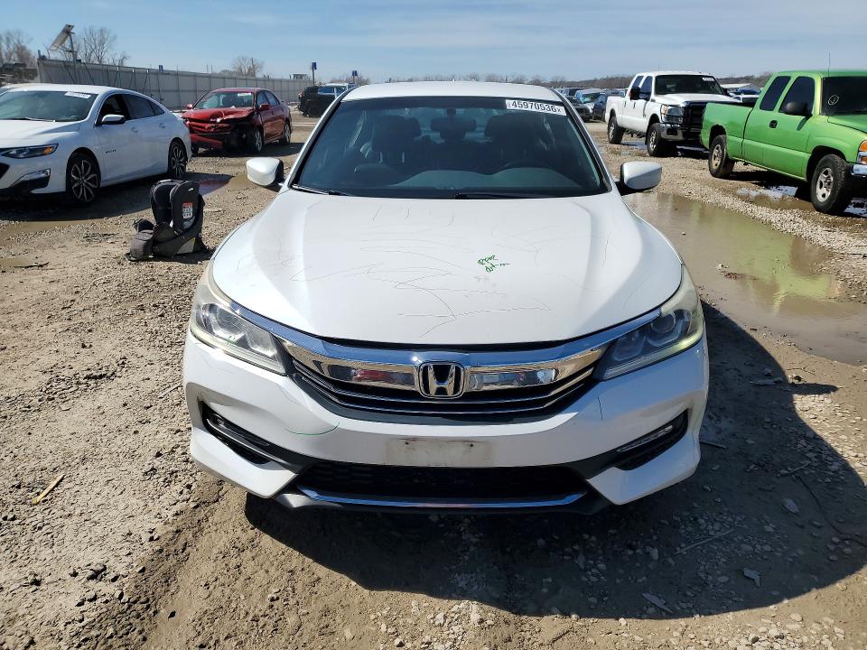 2016 Honda Accord მანქანა იყიდება აუქციონზე, vin: 1HGCR2F52GA230095, აუქციონის ნომერი: 45970536