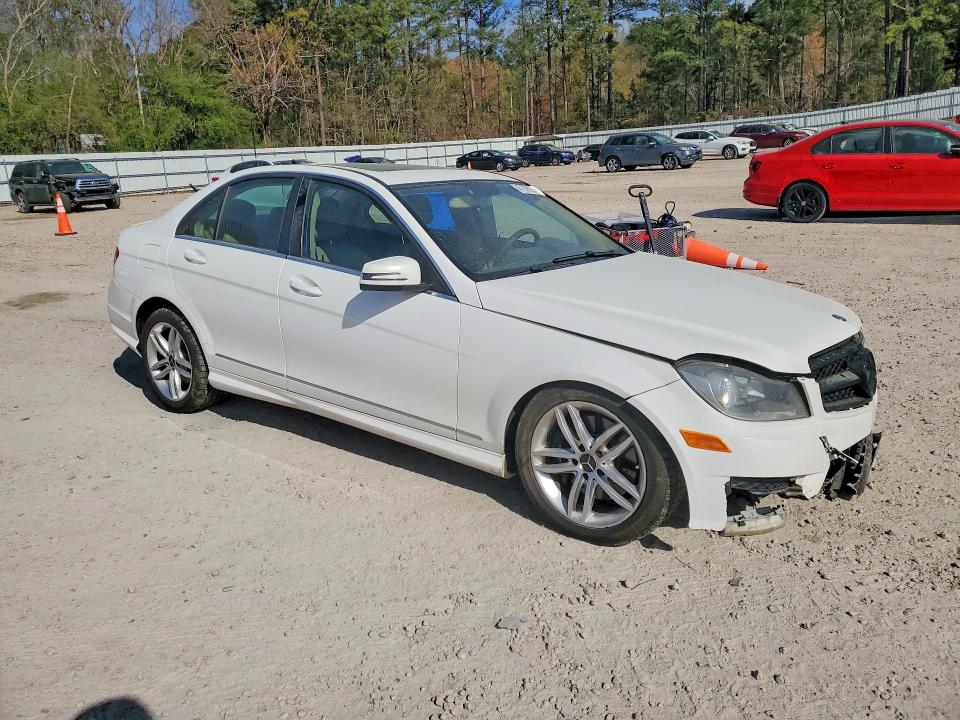 47159156 :رقم المزاد ، WDDGF8ABXDR278391 vin ، 2013 Mercedes-benz C مزاد بيع