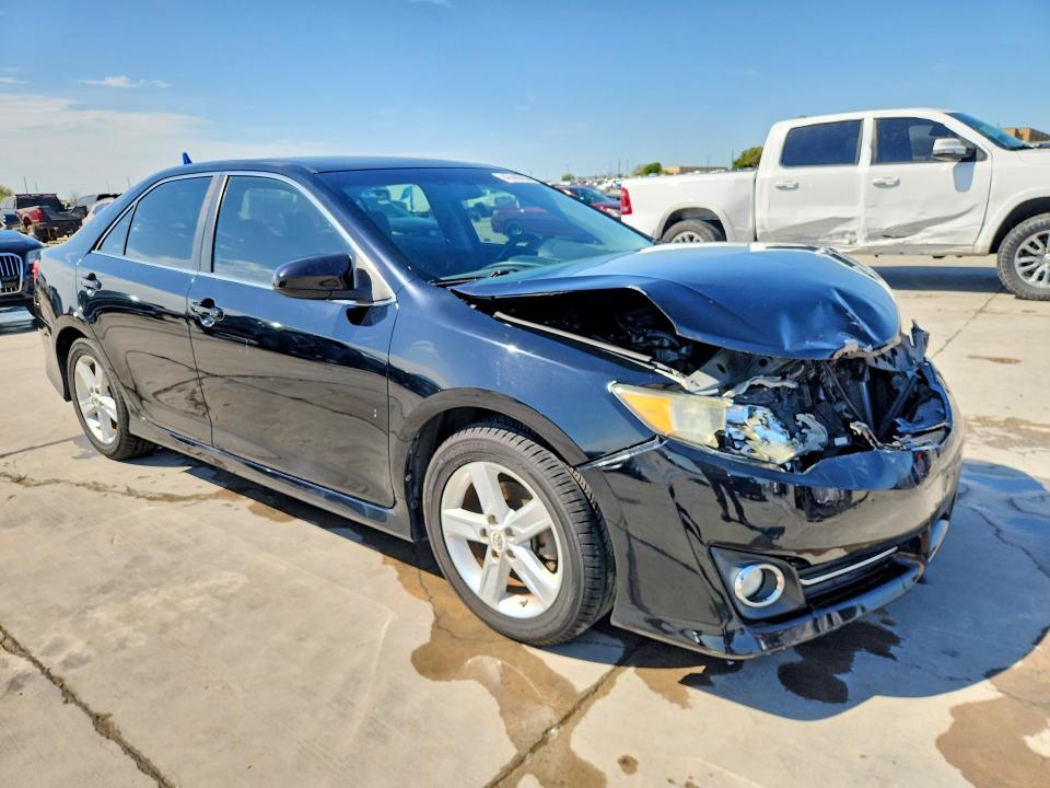 47440706 :رقم المزاد ، 4T1BF1FK3CU032276 vin ، 2012 Toyota Camry مزاد بيع