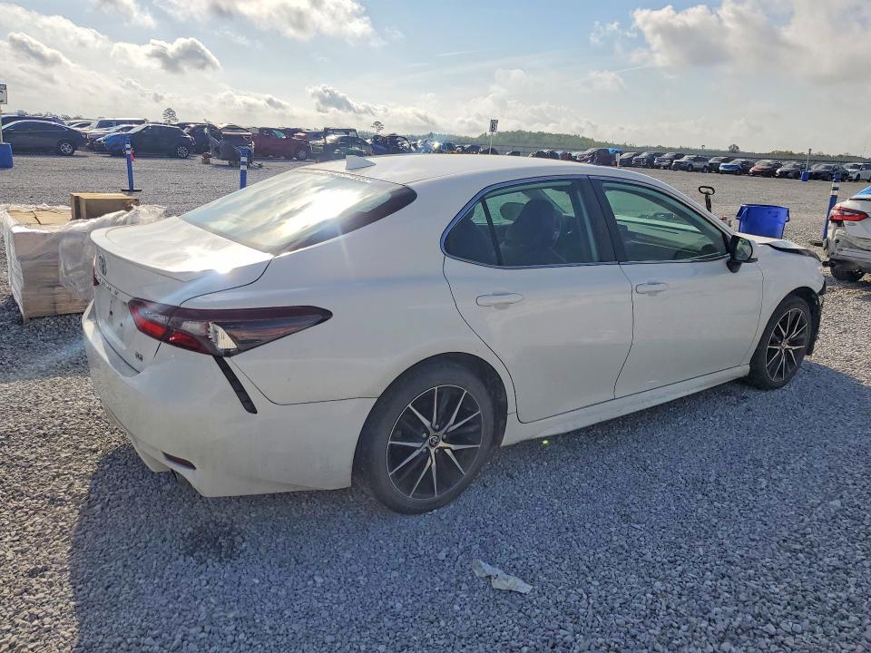 Aukcja sprzedaży 2022 Toyota Camry, vin: 4T1G11AK9NU672572, numer aukcji: 47279506