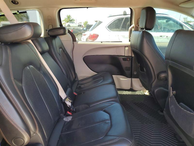 Продажа на аукционе авто 2018 Chrysler Pacifica, vin: 2C4RC1BG0JR290794, номер лота: 45444196