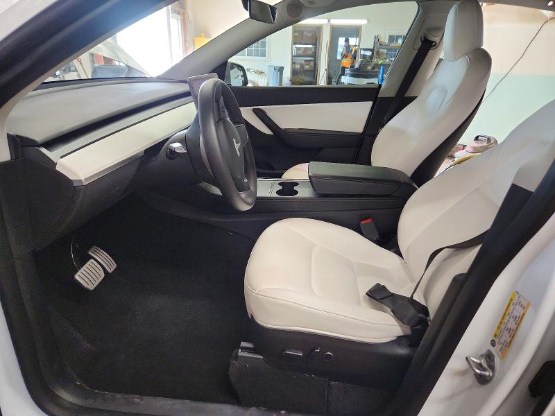 47082656 :رقم المزاد ، 7SAYGDEF9NF372094 vin ، 2022 Tesla Model Y مزاد بيع