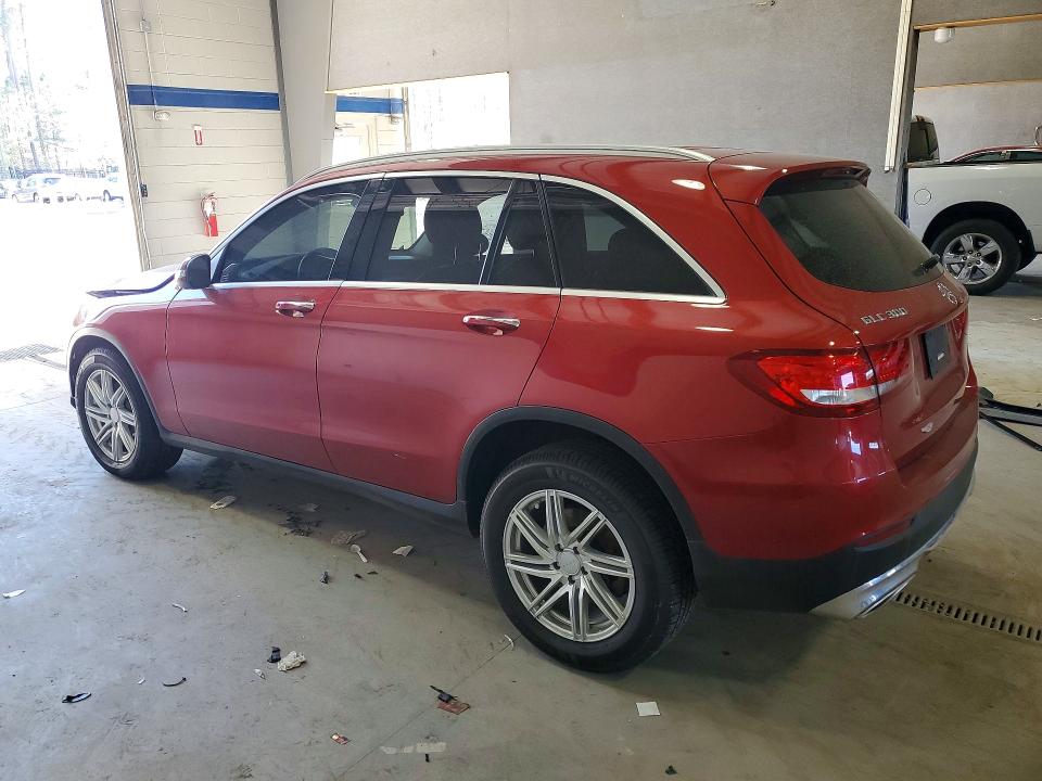 47542596 :رقم المزاد ، WDC0G4KB9JF329550 vin ، 2018 Mercedes-benz Glc مزاد بيع