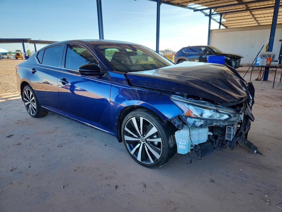 46152726 :رقم المزاد ، 1N4BL4CW6NN345640 vin ، 2022 Nissan Altima مزاد بيع