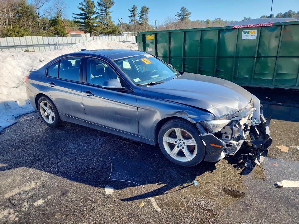 41999736 :رقم المزاد ، WBA3B5C59EP652753 vin ، 2014 Bmw 328 مزاد بيع