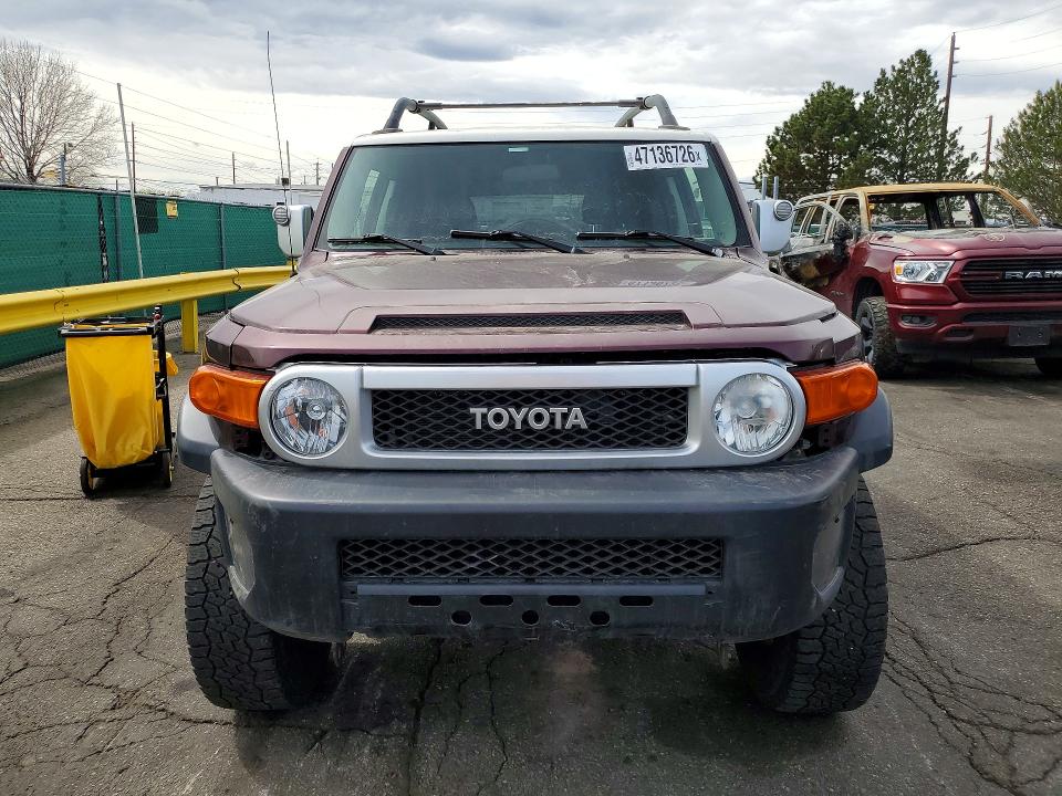 47136726 :رقم المزاد ، JTEBU11F270049180 vin ، 2007 Toyota Fj Cruiser مزاد بيع