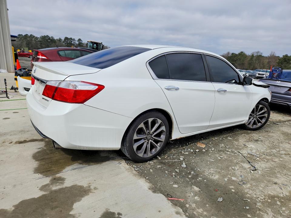 2015 Honda Accord მანქანა იყიდება აუქციონზე, vin: 1HGCR2F52FA136443, აუქციონის ნომერი: 79992405