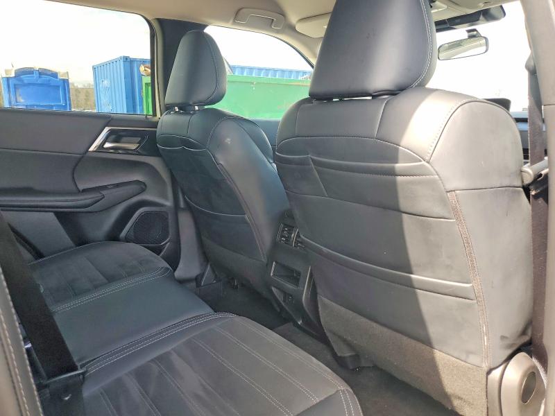 Продаж на аукціоні авто 2024 Mitsubishi Outlander, vin: JA4J4VA89RZ079990, номер лоту: 79984365