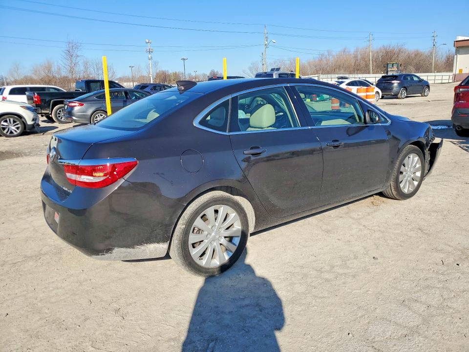 41890196 :رقم المزاد ، 1G4PP5SKXF4216957 vin ، 2015 Buick Verano مزاد بيع